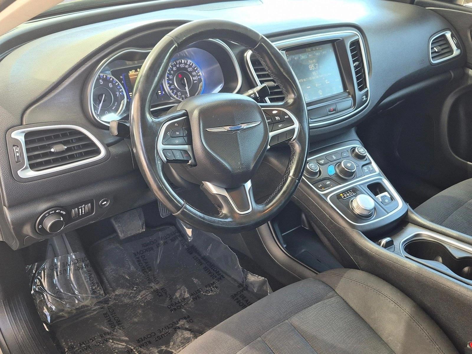 Thumbnail: 2016 Chrysler 200 - 3
