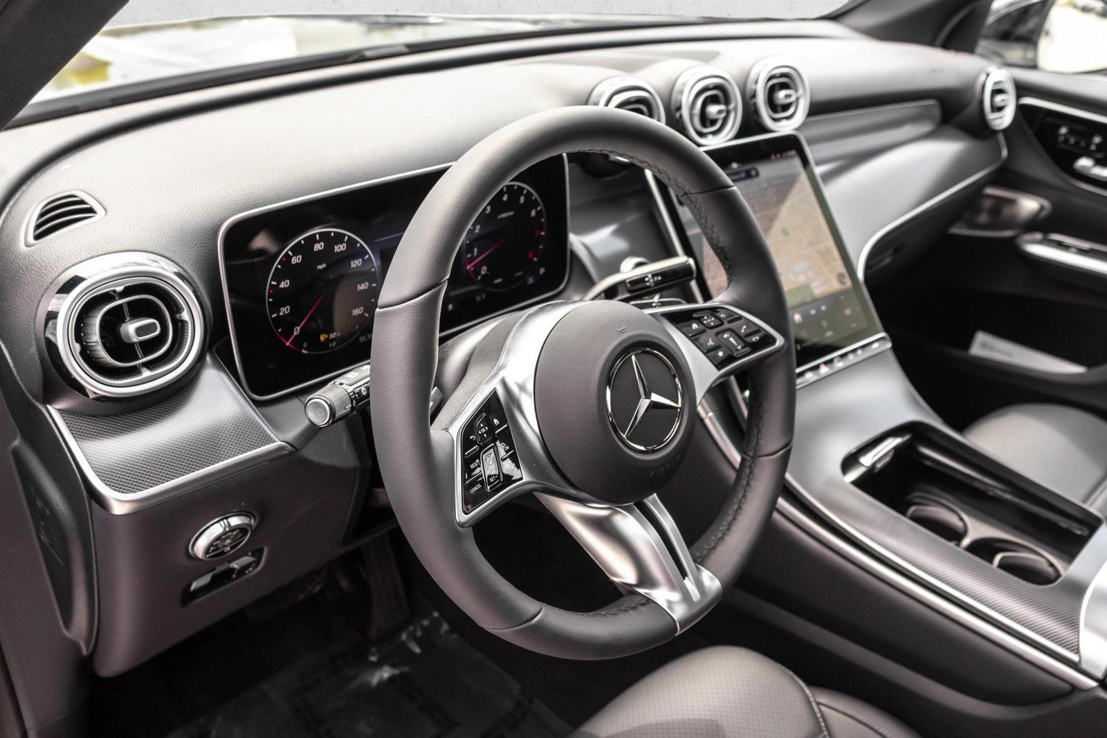 Thumbnail: 2026 Mercedes-Benz GLC - 3