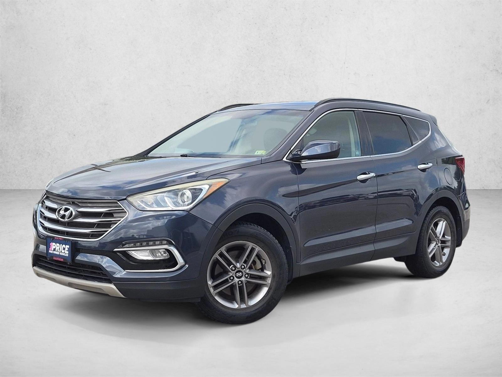 Thumbnail: 2017 Hyundai Santa Fe - 1