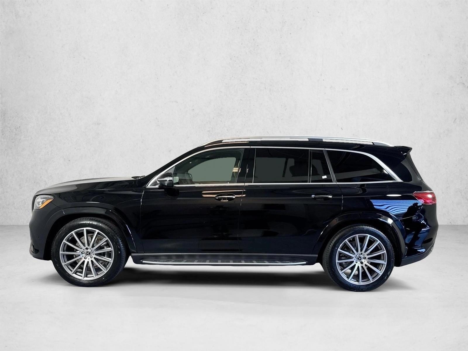 Thumbnail: 2026 Mercedes-Benz GLS - 2