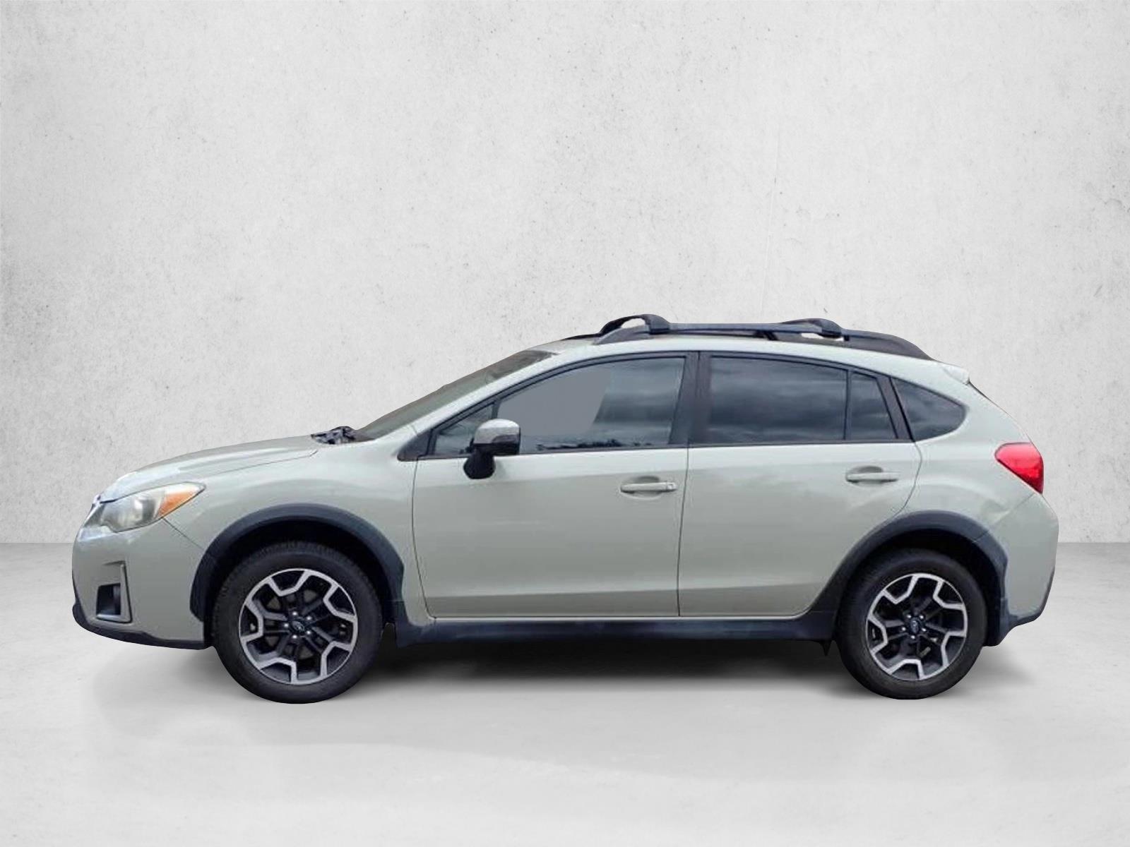 Thumbnail: 2017 Subaru Crosstrek - 6