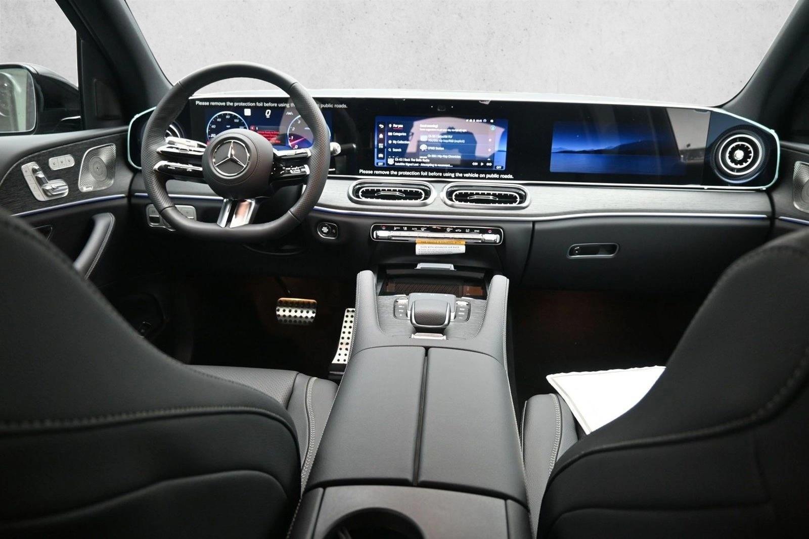 Thumbnail: 2027 Mercedes-Benz GLS - 4