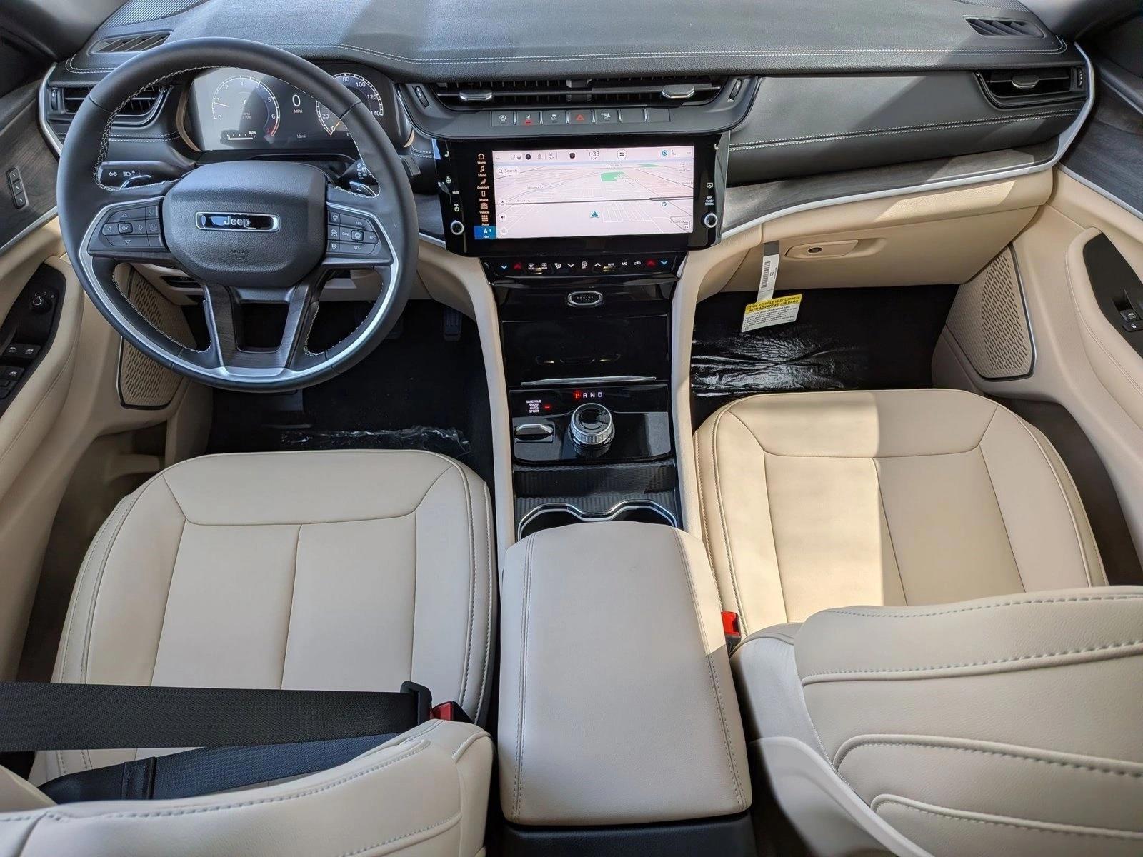 Thumbnail: 2026 Jeep Grand Cherokee - 4