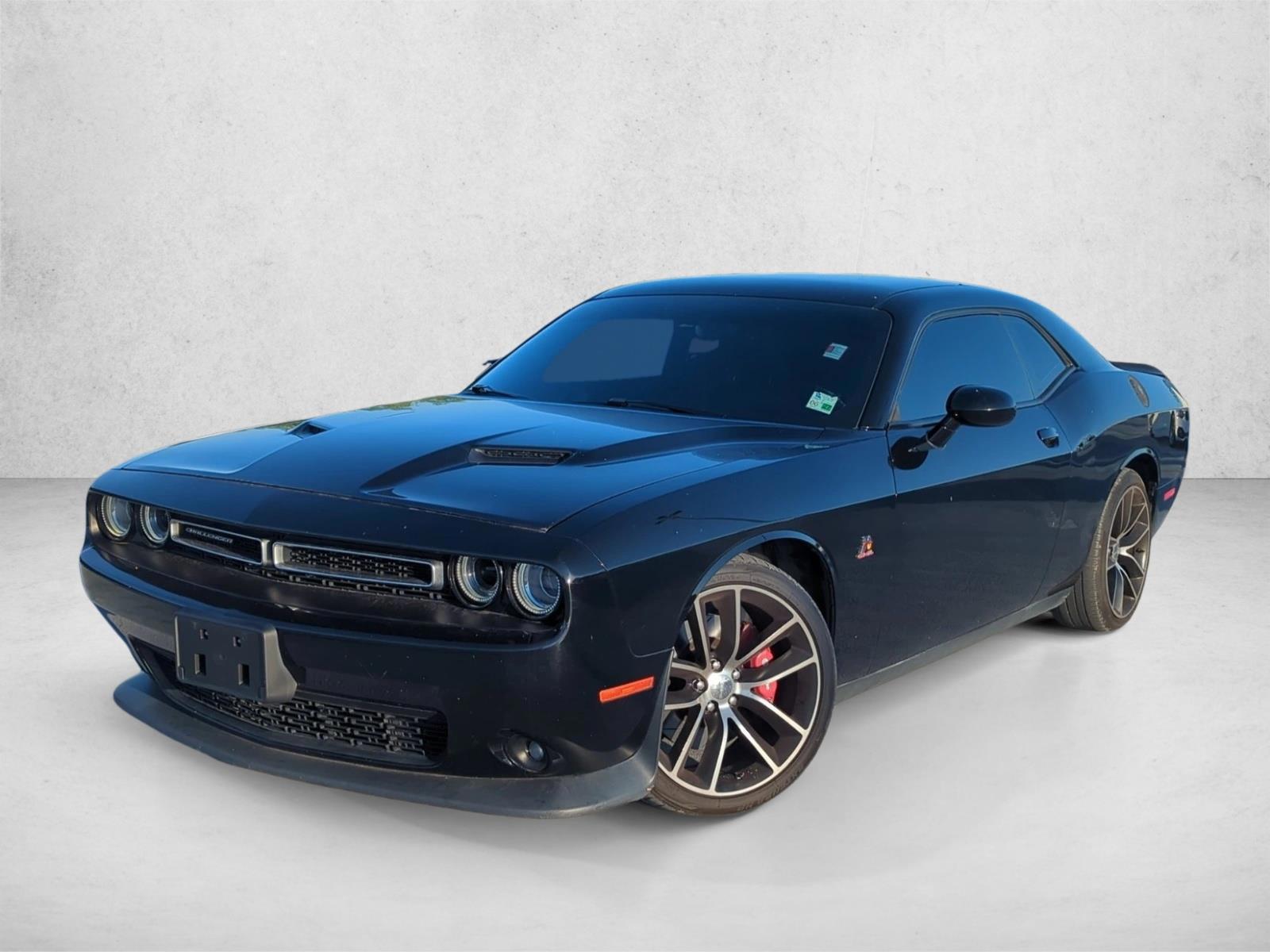 Thumbnail: 2016 Dodge Challenger - 1