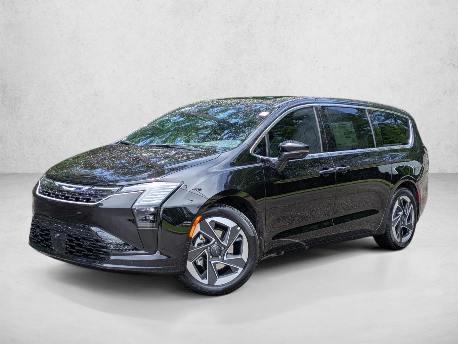 Thumbnail: 2027 Chrysler Pacifica - 1