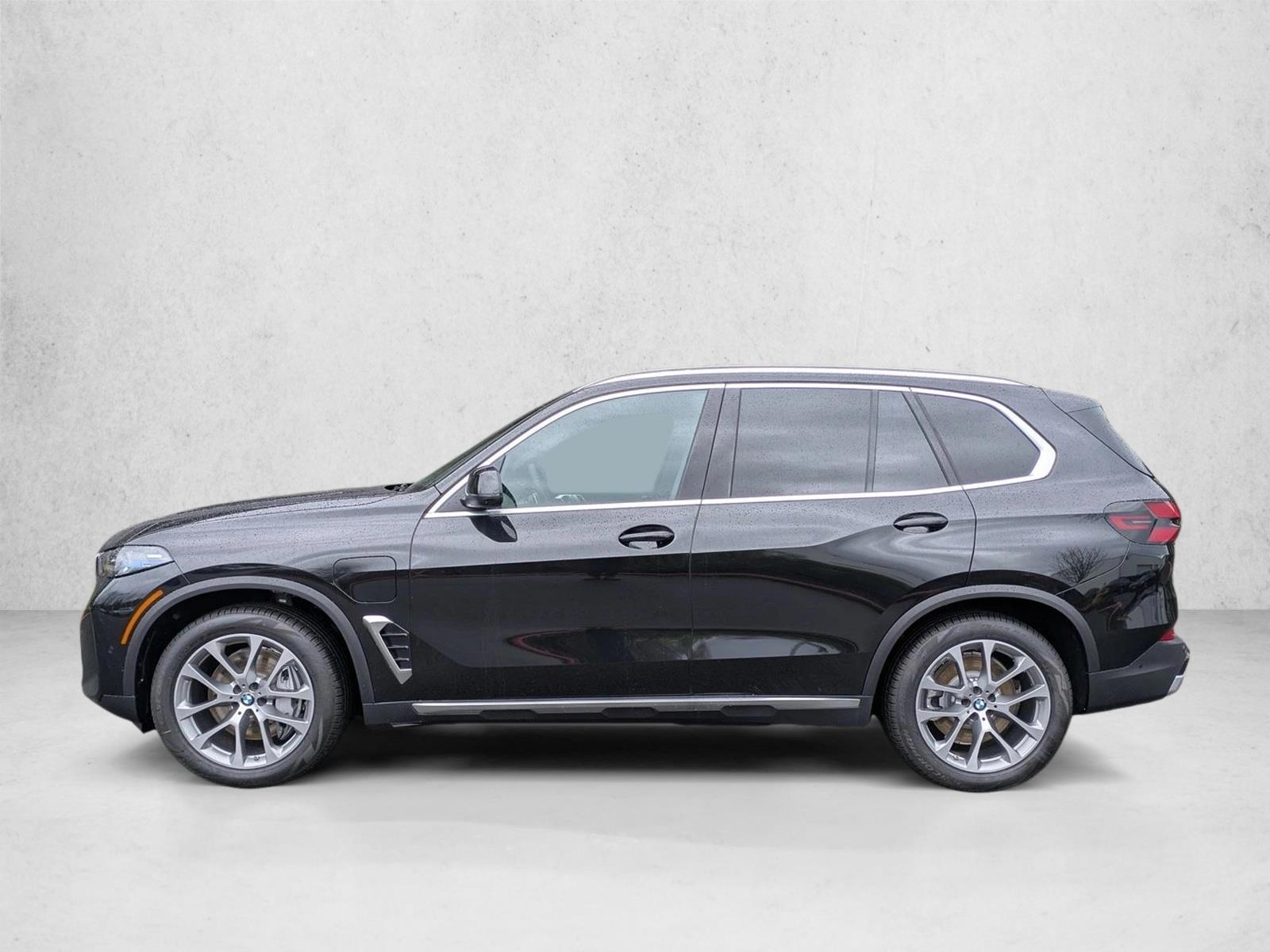 Thumbnail: 2026 BMW X5 - 2