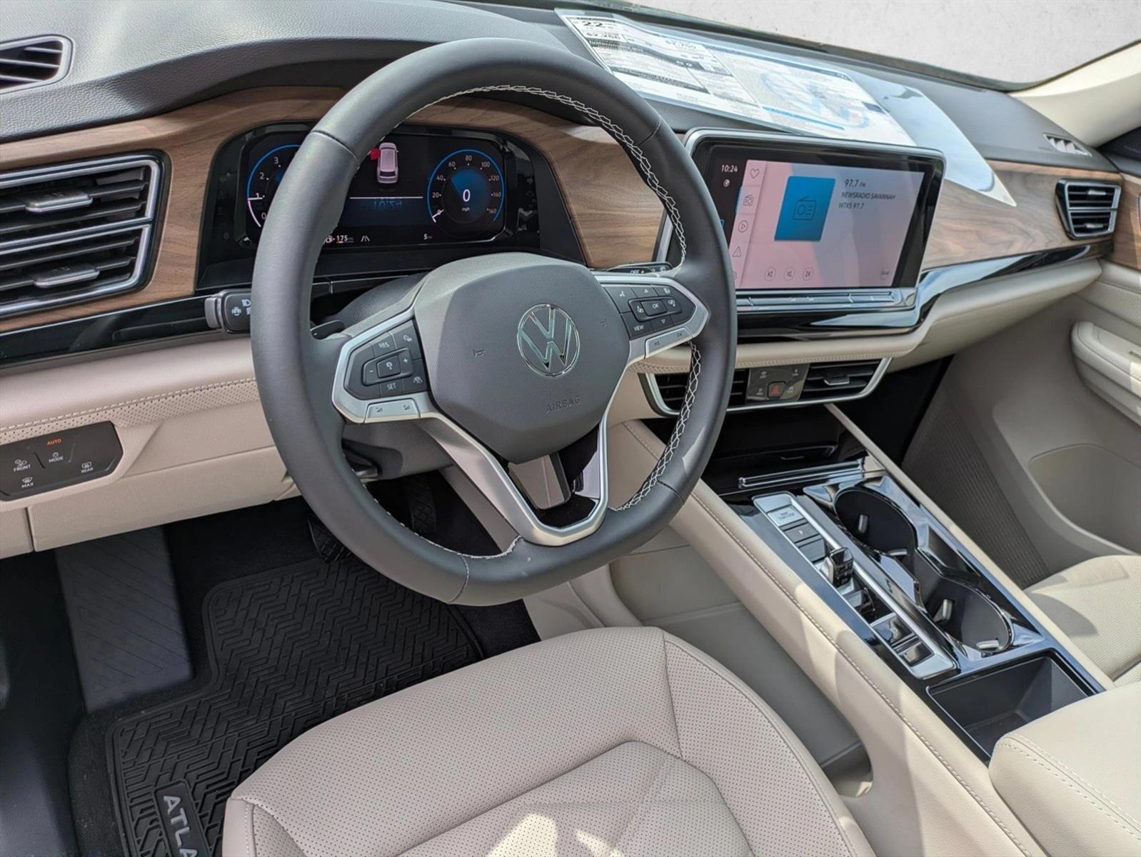 Thumbnail: 2026 Volkswagen Atlas - 3
