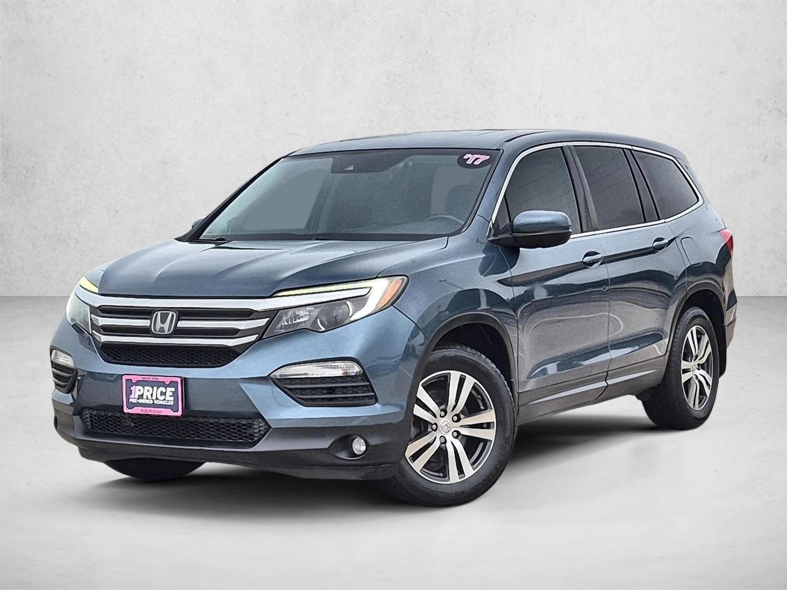 Thumbnail: 2017 Honda Pilot - 1