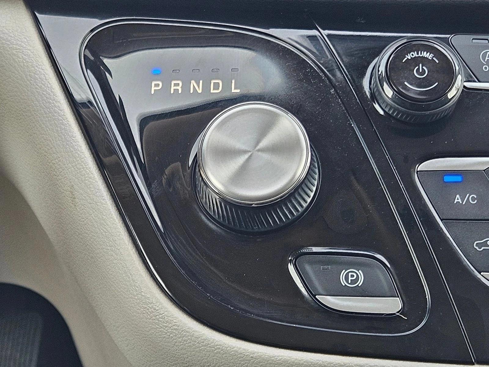 2023 Chrysler Pacifica Touring L - Photo 12