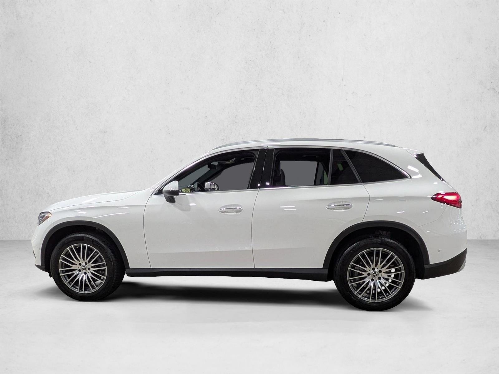 Thumbnail: 2026 Mercedes-Benz GLC - 2