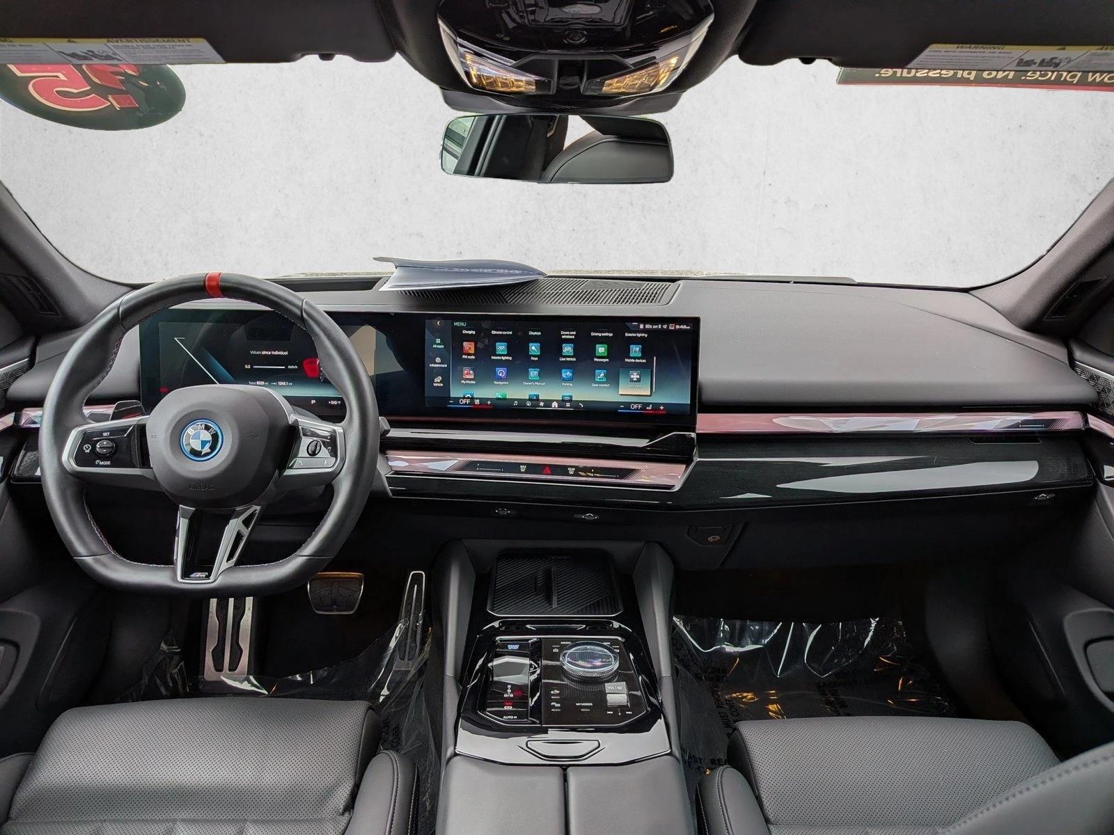 Thumbnail: 2025 BMW i5 - 4
