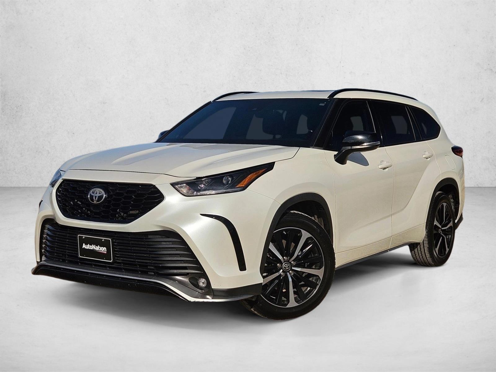 Thumbnail: 2021 Toyota Highlander - 1