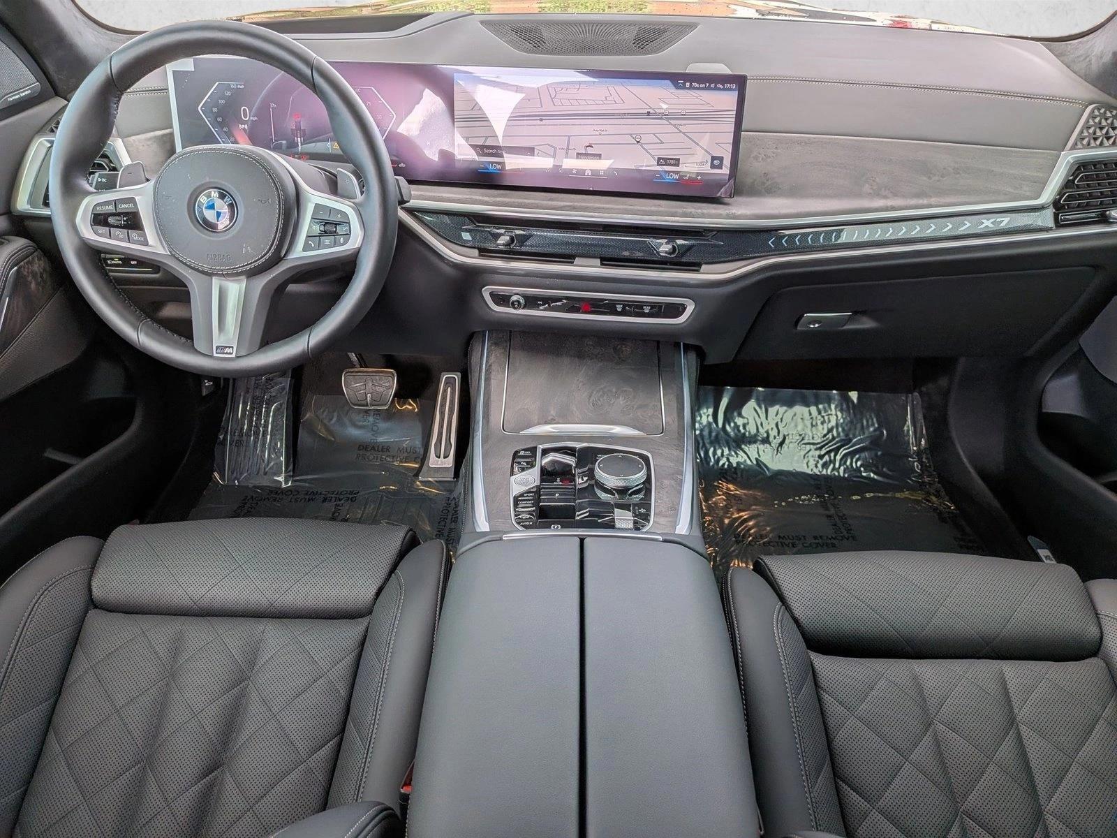 Thumbnail: 2026 BMW X7 - 3