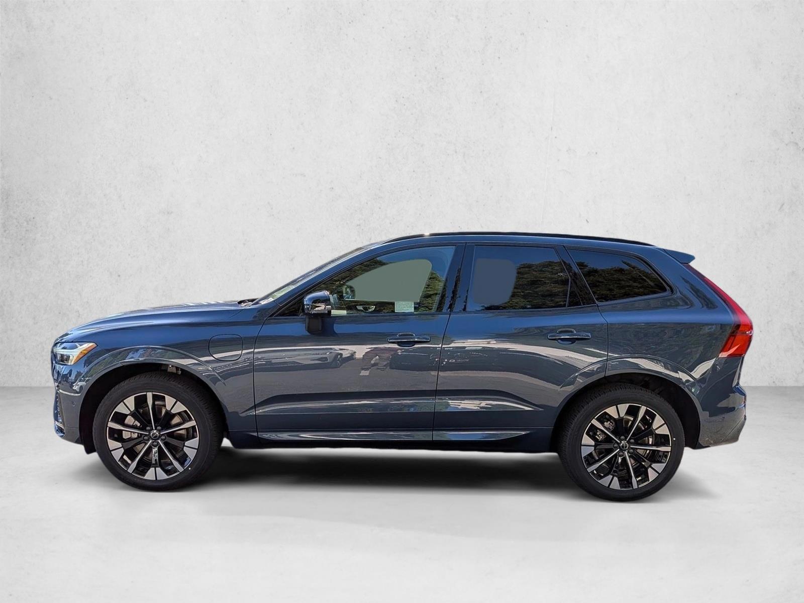 Thumbnail: 2026 Volvo XC60 - 2