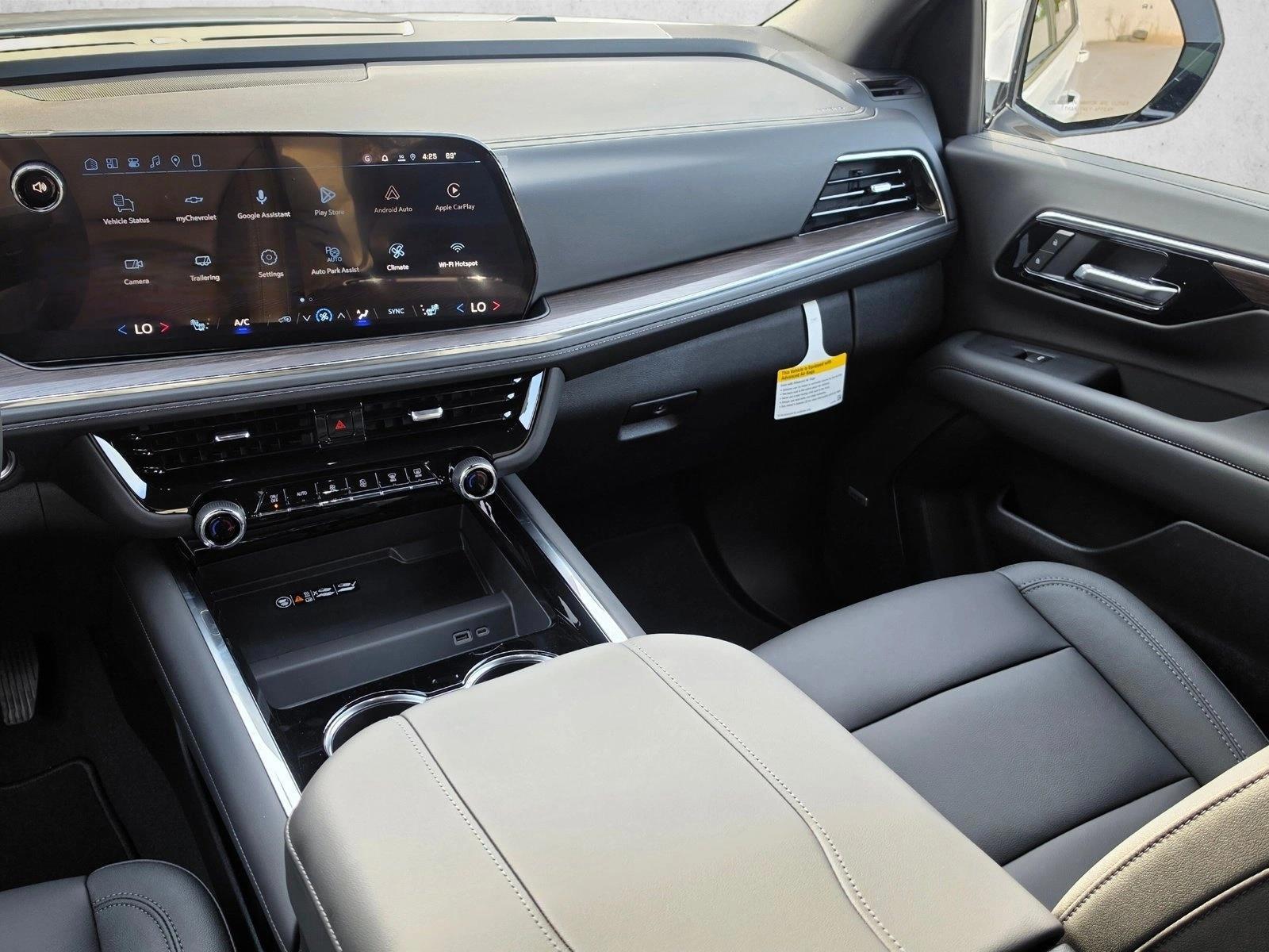 Thumbnail: 2026 Chevrolet Suburban - 6