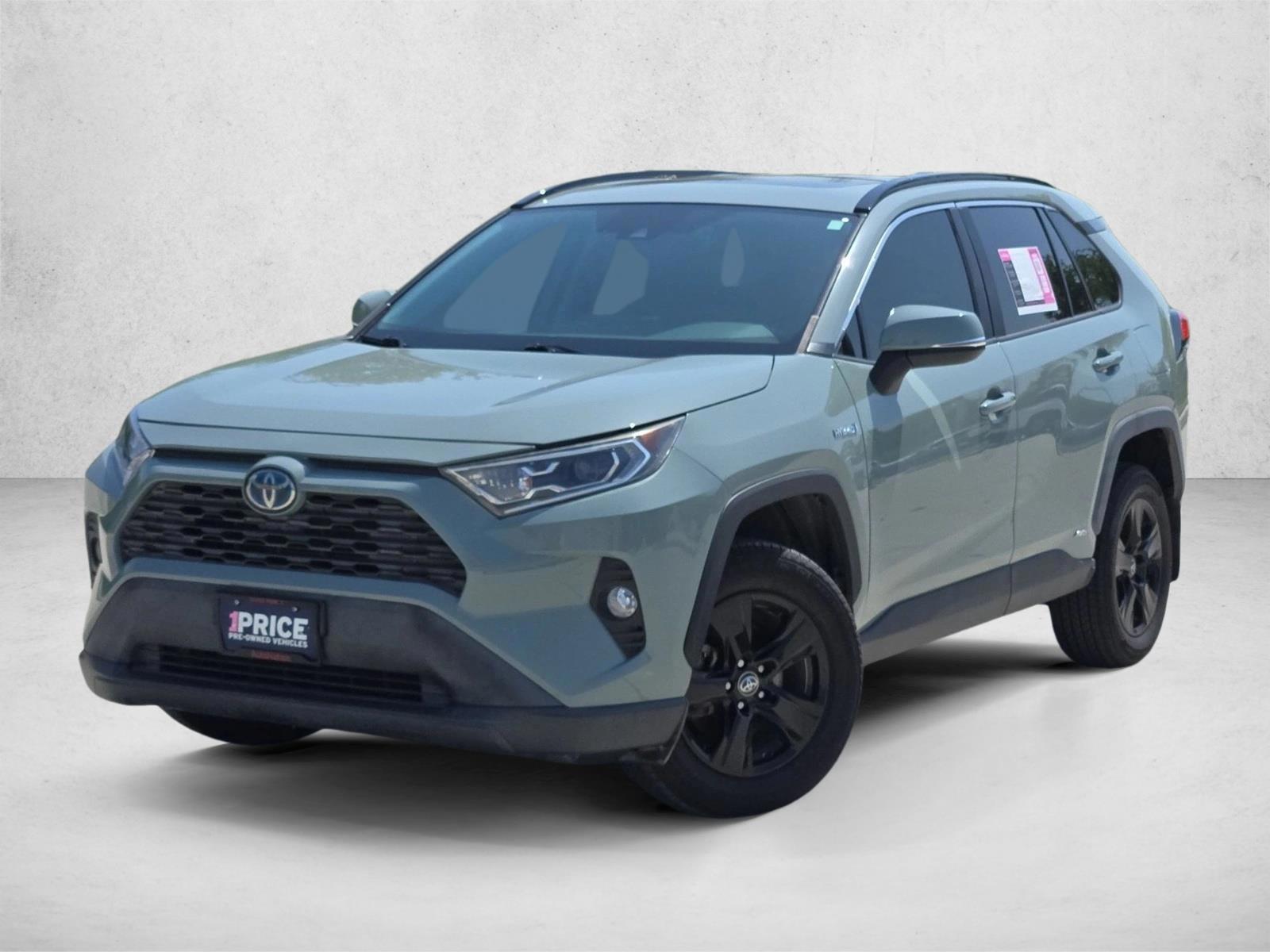 Thumbnail: 2020 Toyota RAV4 - 1