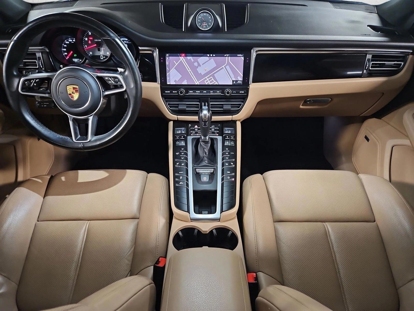 Thumbnail: 2021 Porsche Macan - 3