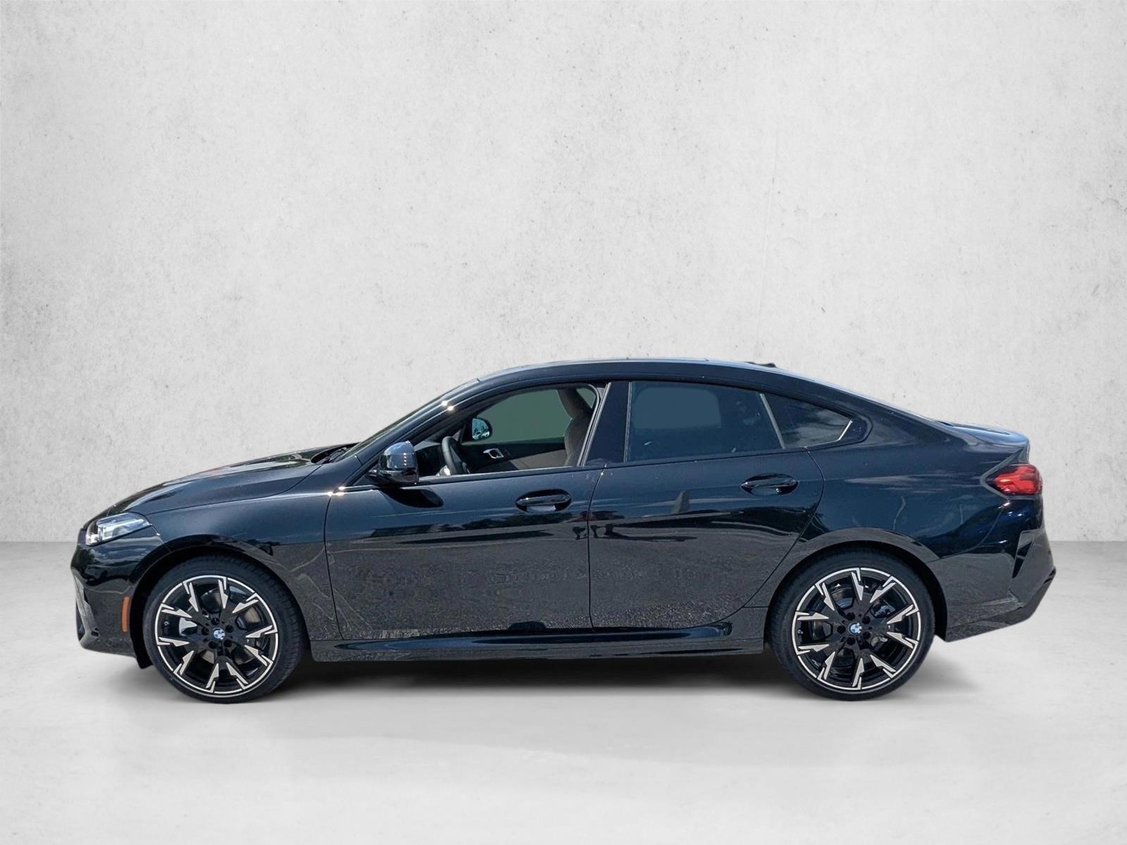Thumbnail: 2025 BMW 2 Series - 2