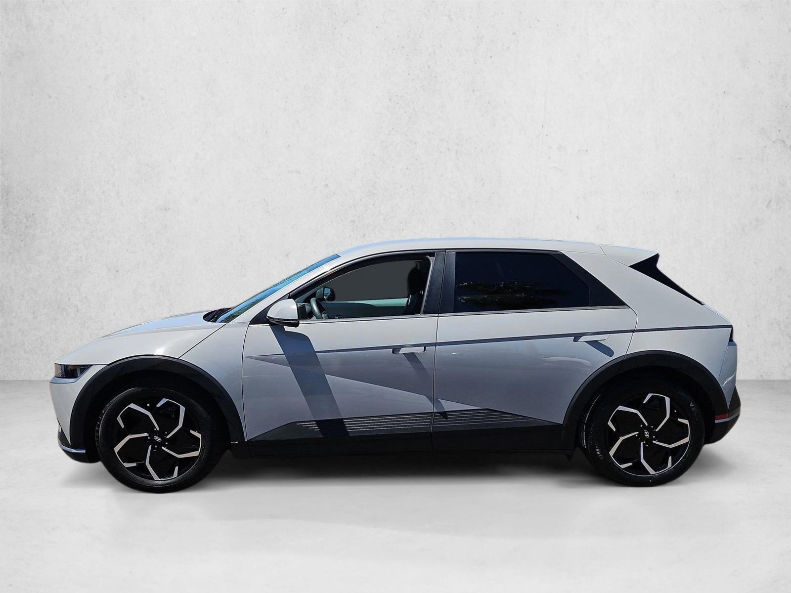 Thumbnail: 2023 Hyundai Ioniq 5 - 2