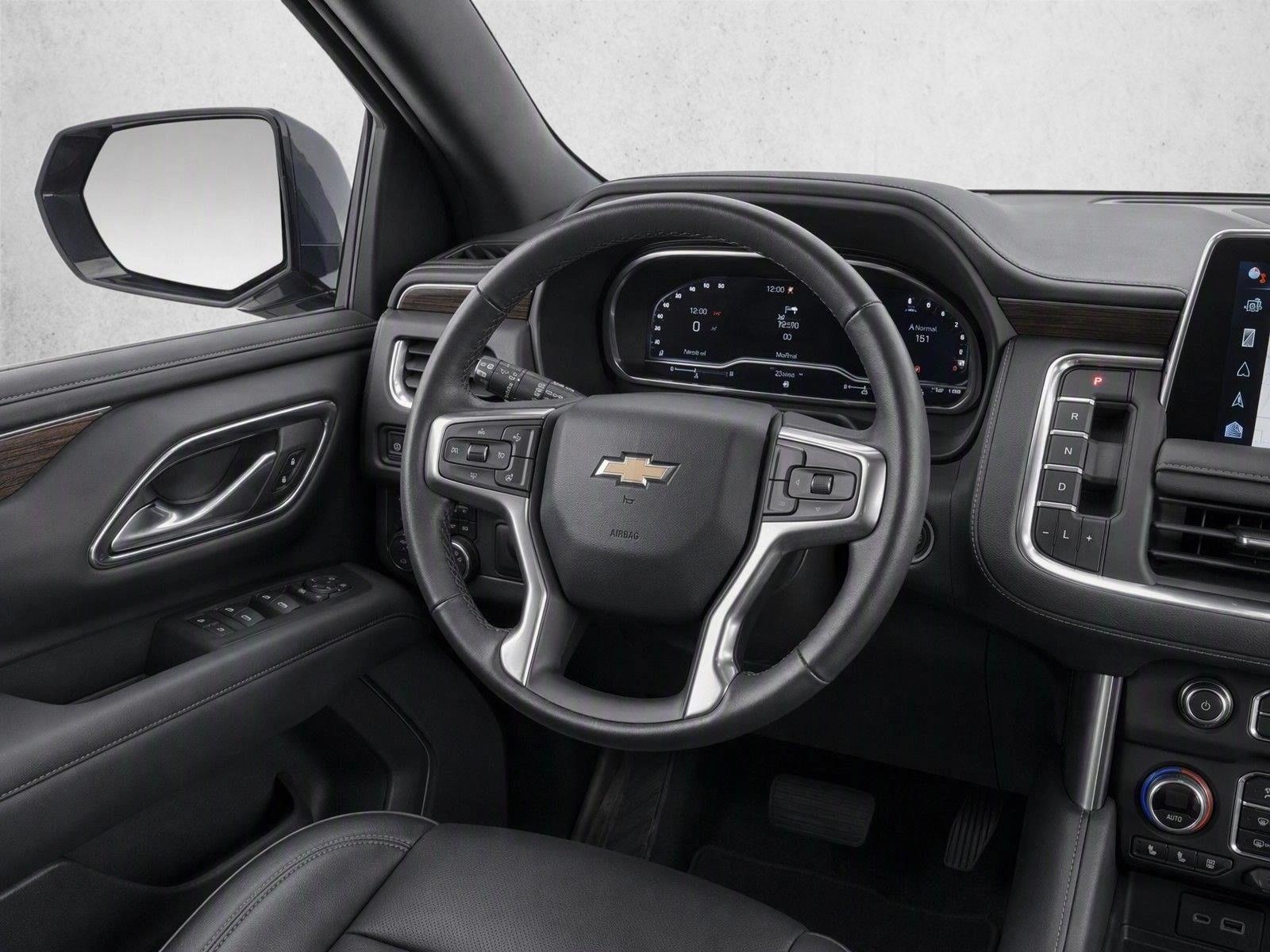 Thumbnail: 2023 Chevrolet Suburban - 4