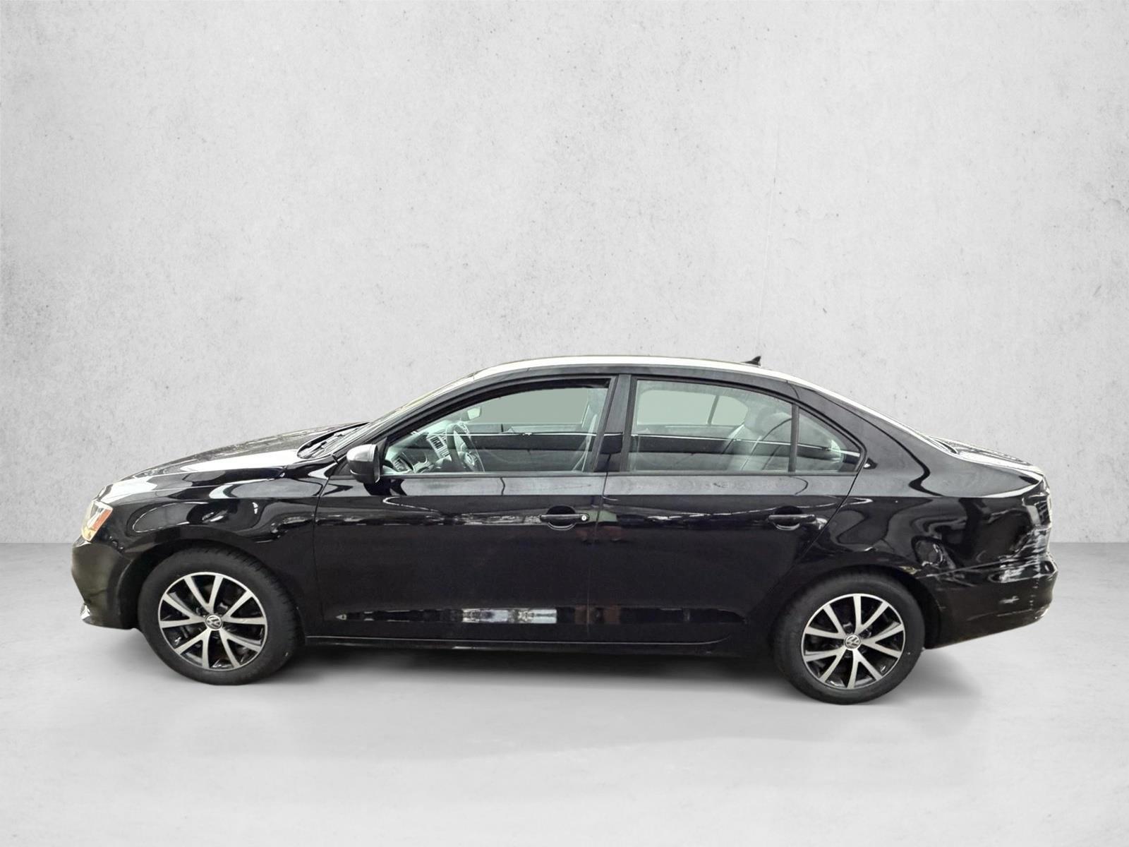 Thumbnail: 2016 Volkswagen Jetta - 2