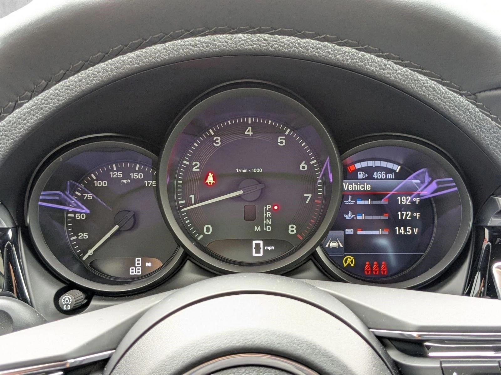 2026 Porsche Macan Base - Photo 16