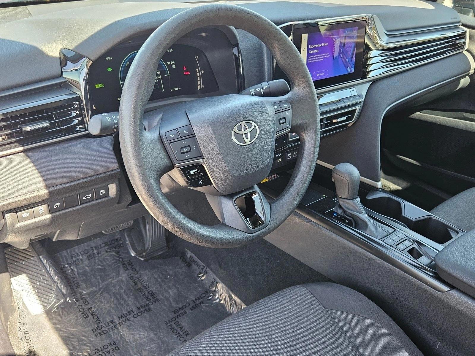 Thumbnail: 2025 Toyota Camry - 3