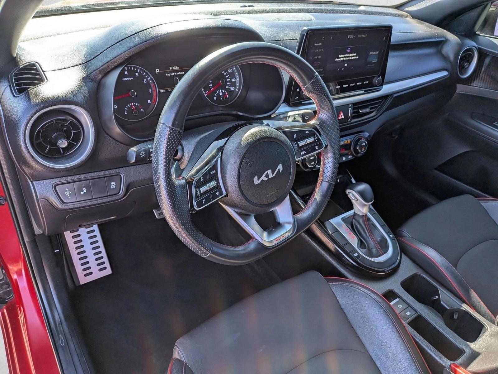 Thumbnail: 2023 Kia Forte - 3