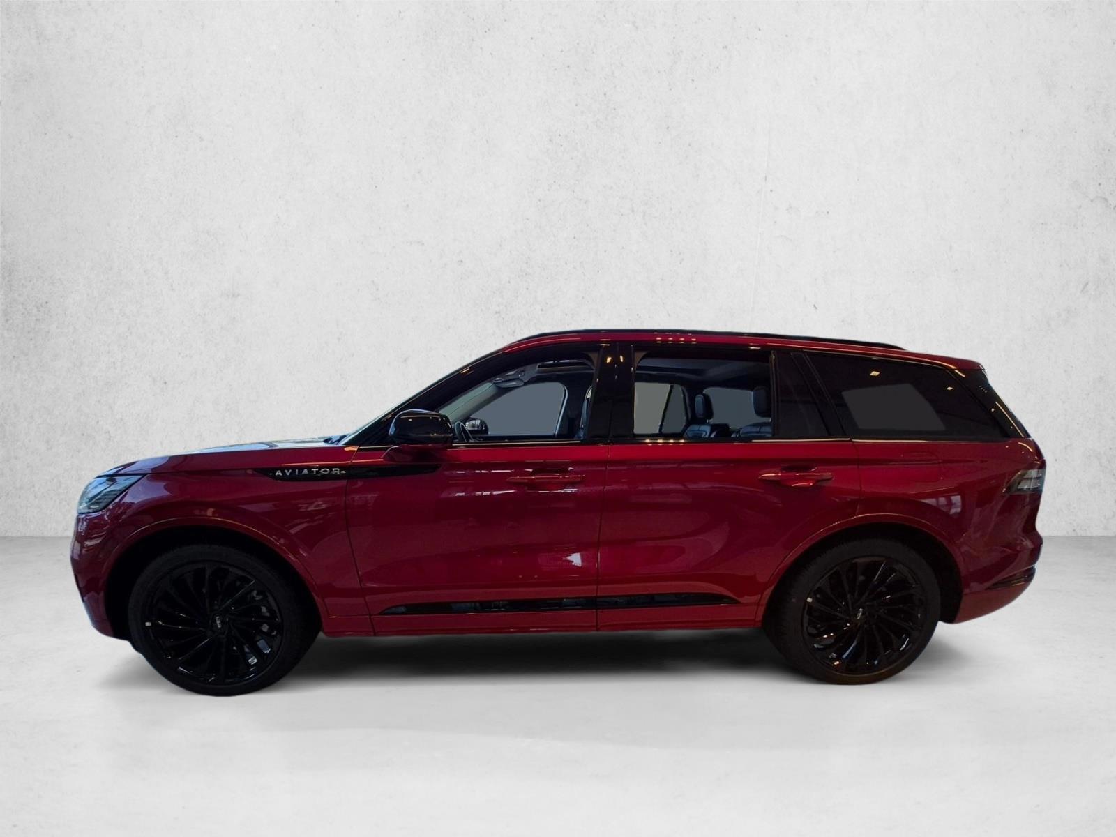 Thumbnail: 2026 Lincoln Aviator - 2