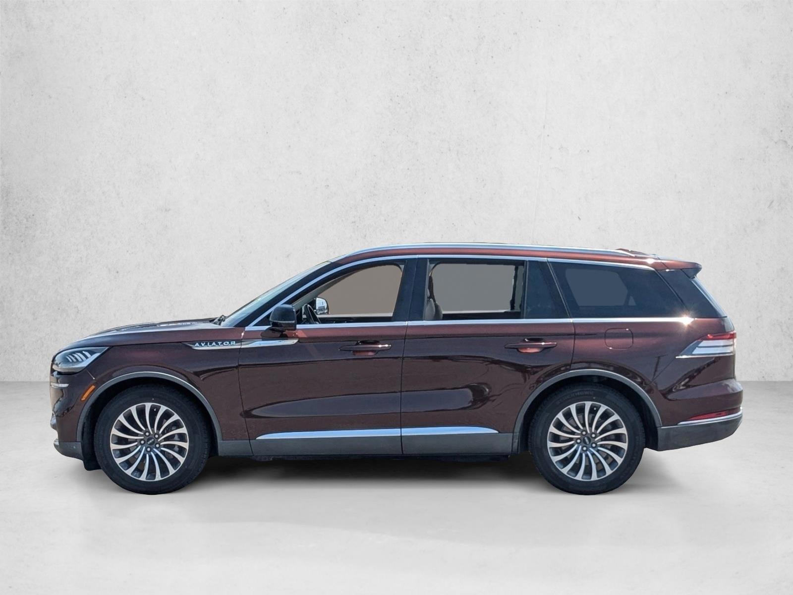 Thumbnail: 2020 Lincoln Aviator - 2