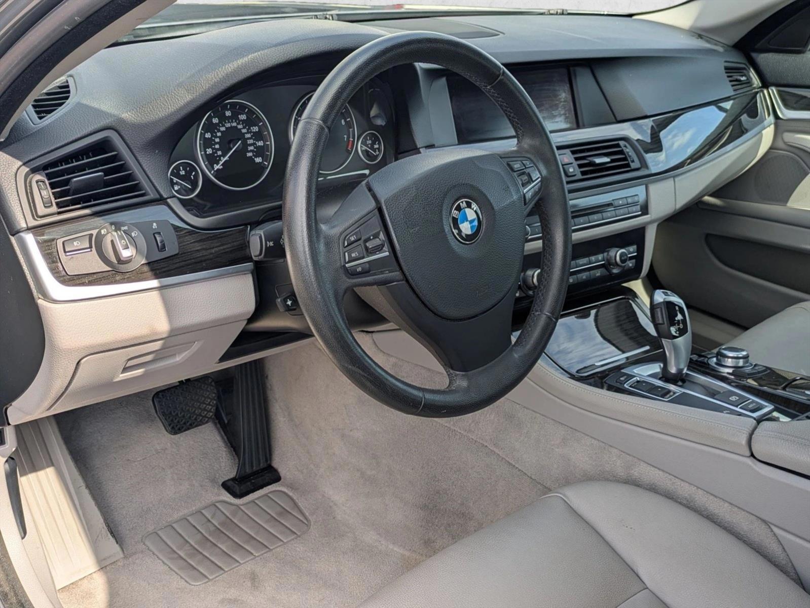 Thumbnail: 2013 BMW 5 Series - 3