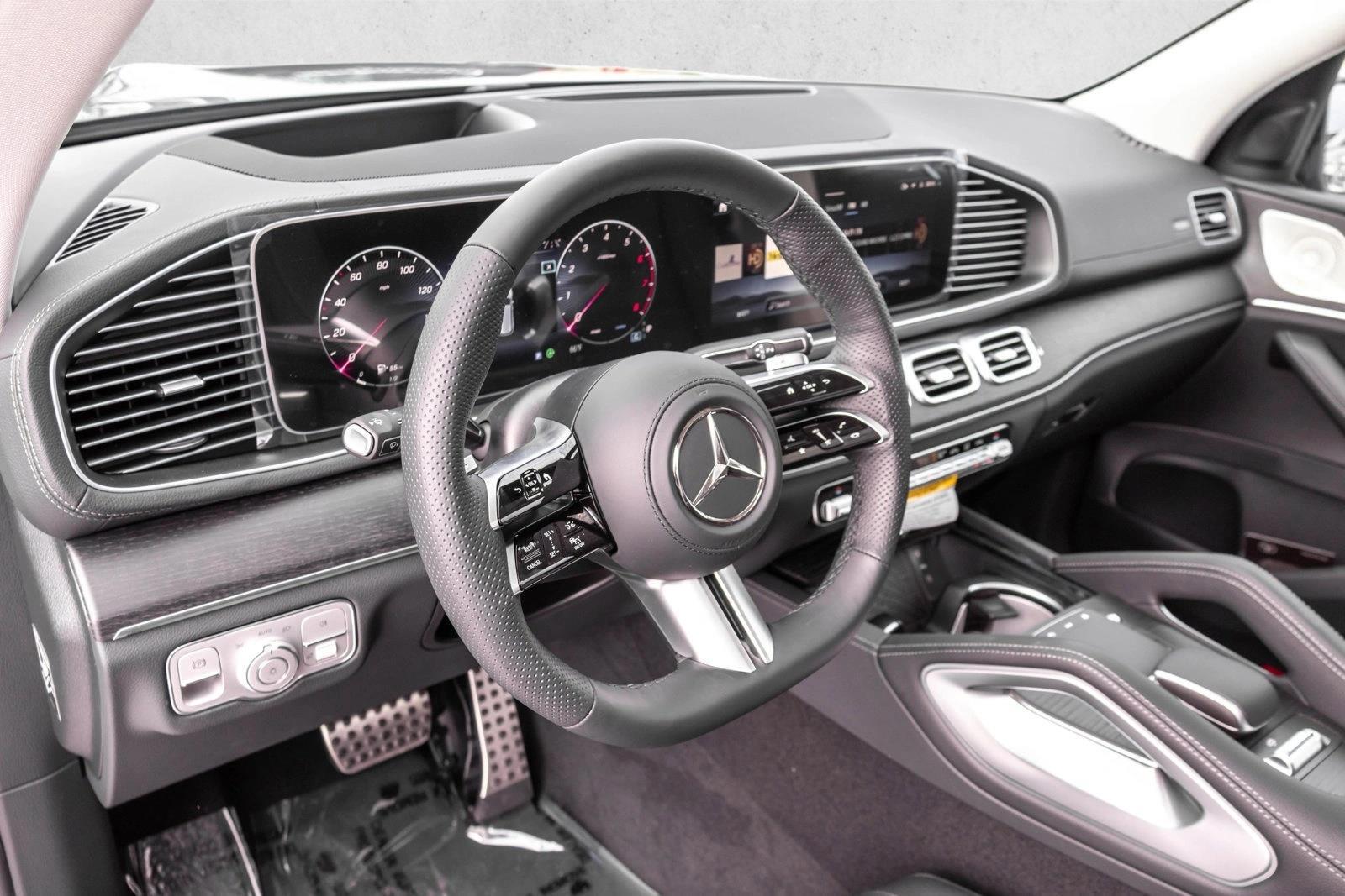 Thumbnail: 2026 Mercedes-Benz GLS - 3