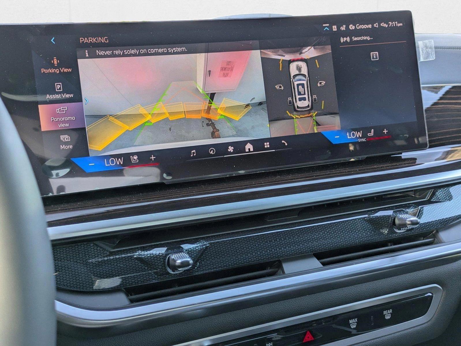 2026 BMW X7 40i - Photo 13
