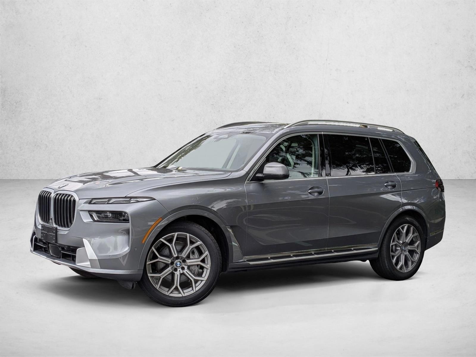 Thumbnail: 2026 BMW X7 - 1