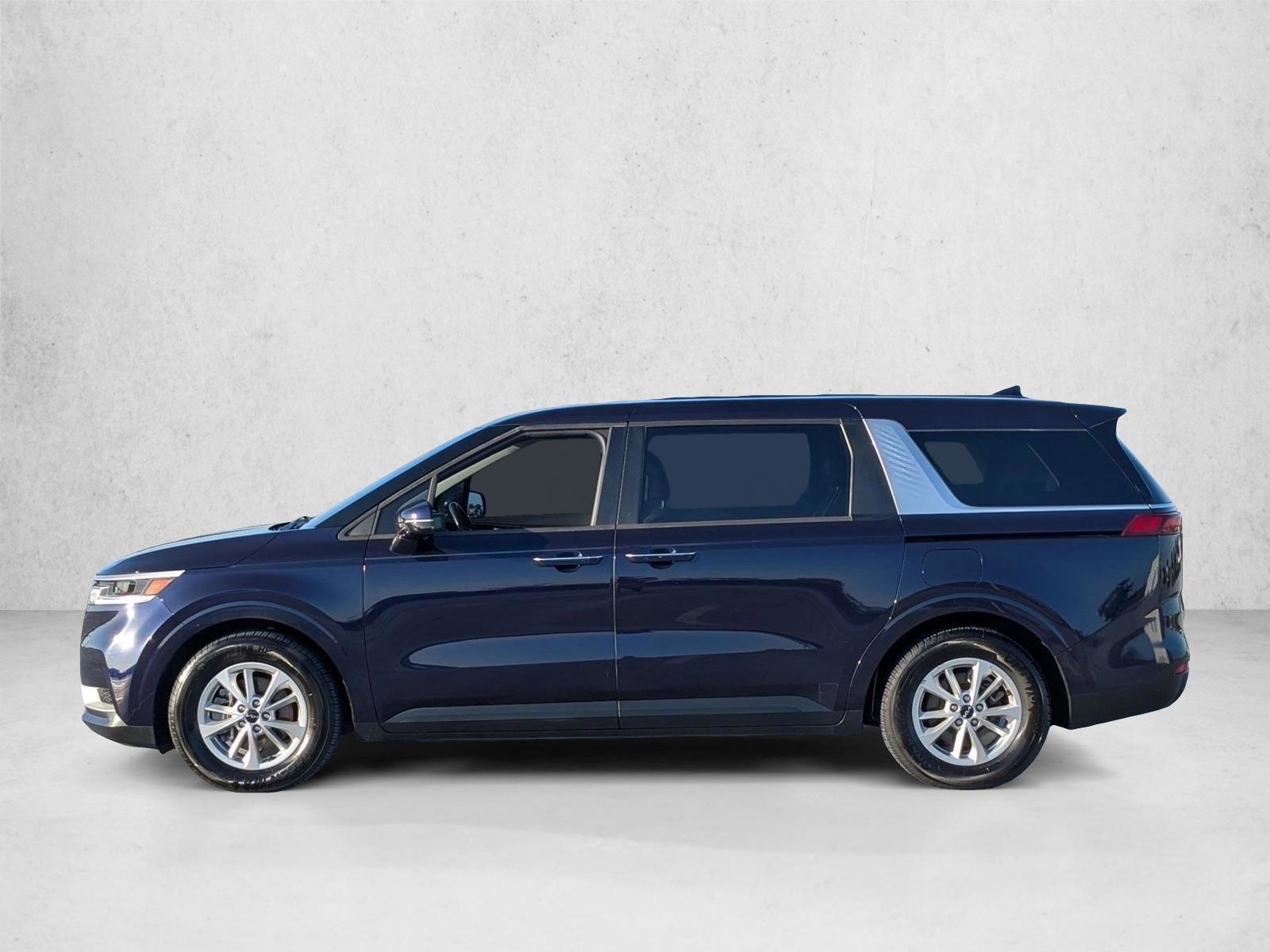 Thumbnail: 2023 Kia Carnival - 2