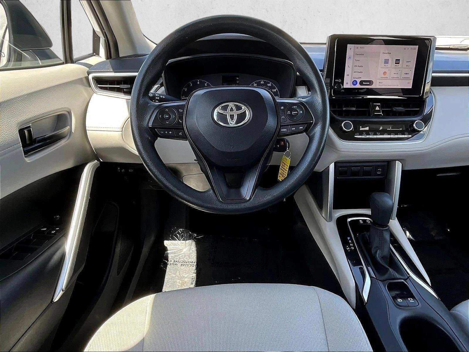 Thumbnail: 2023 Toyota Corolla Cross - 3