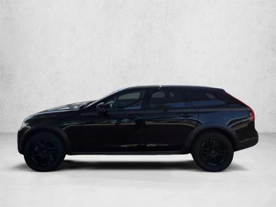 2022 Volvo V90