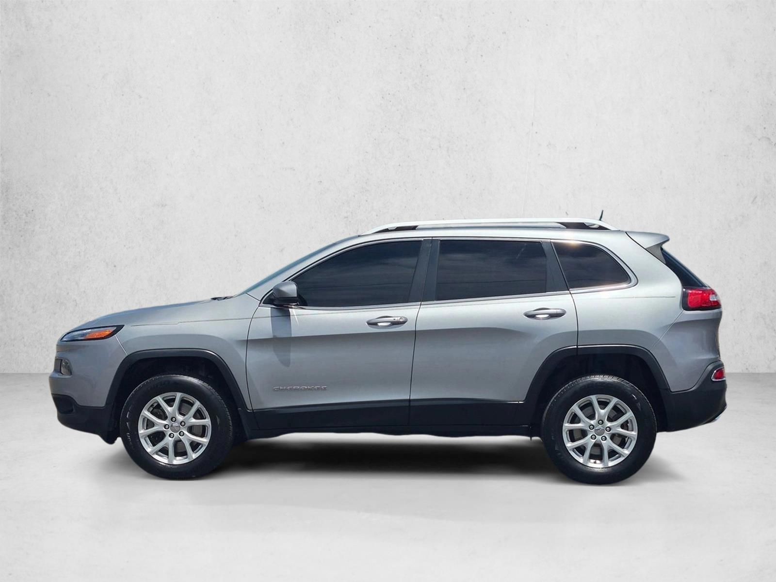 Thumbnail: 2016 Jeep Cherokee - 2