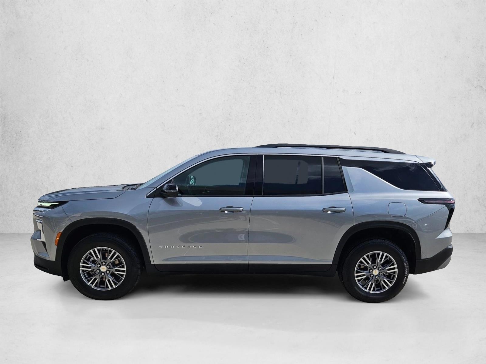 Thumbnail: 2026 Chevrolet Traverse - 2