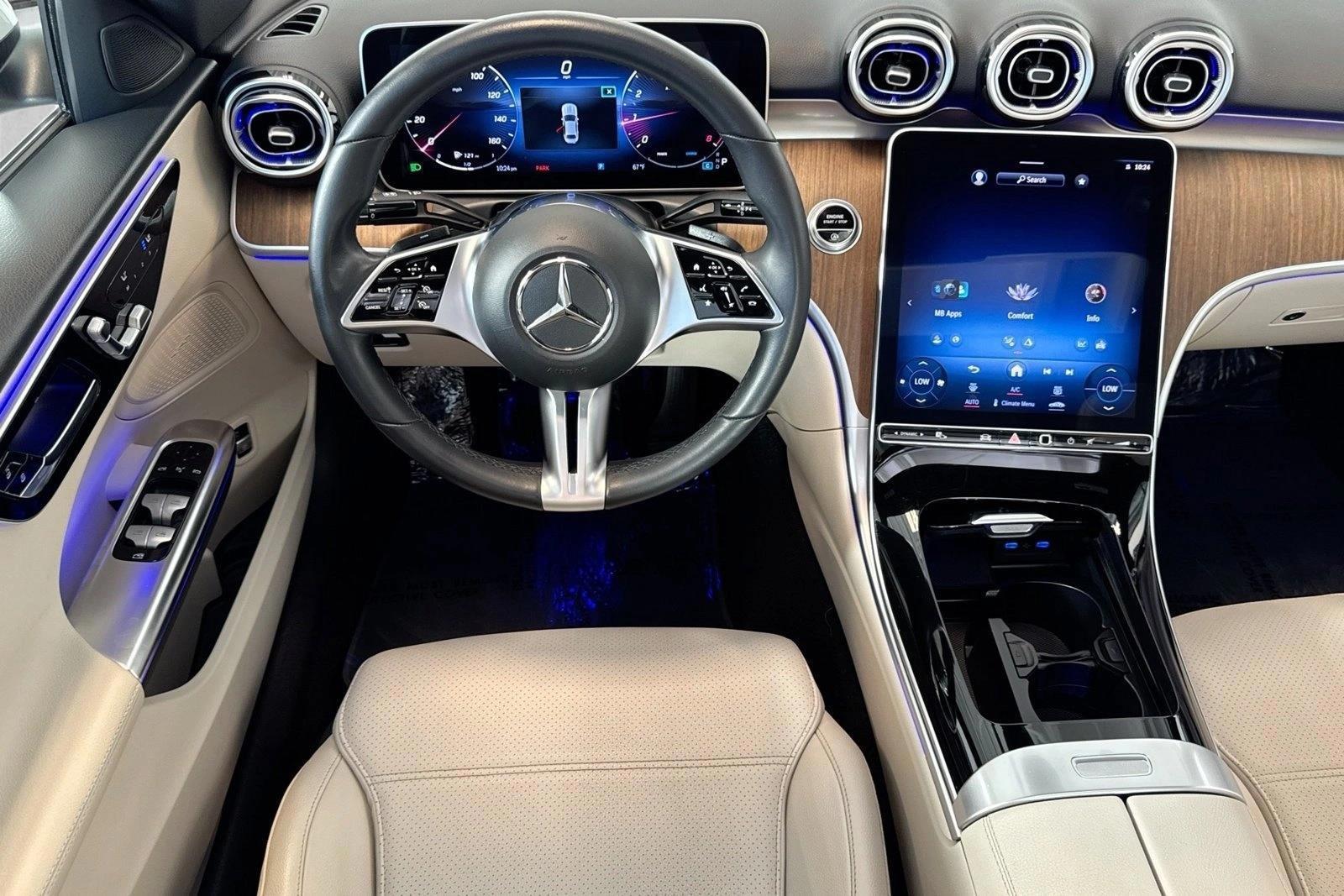 Thumbnail: 2023 Mercedes-Benz C-Class - 3