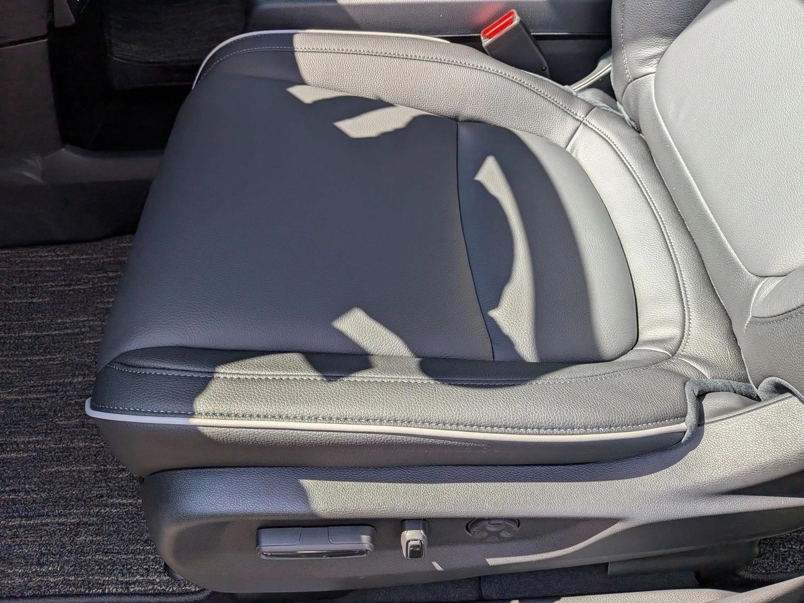 Thumbnail: 2026 Honda Odyssey - 5