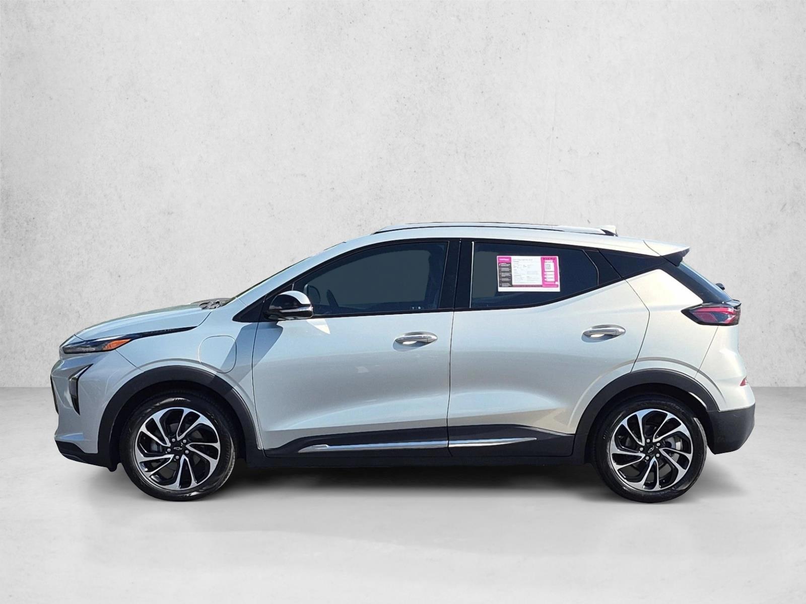 Thumbnail: 2023 Chevrolet Bolt EUV - 2