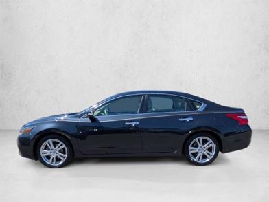 2016 Nissan Altima SL -
                  Knoxville, TN