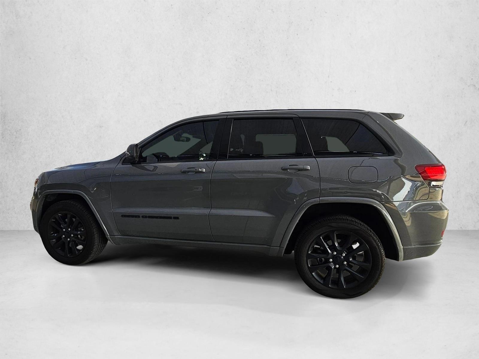 Thumbnail: 2022 Jeep Grand Cherokee - 2