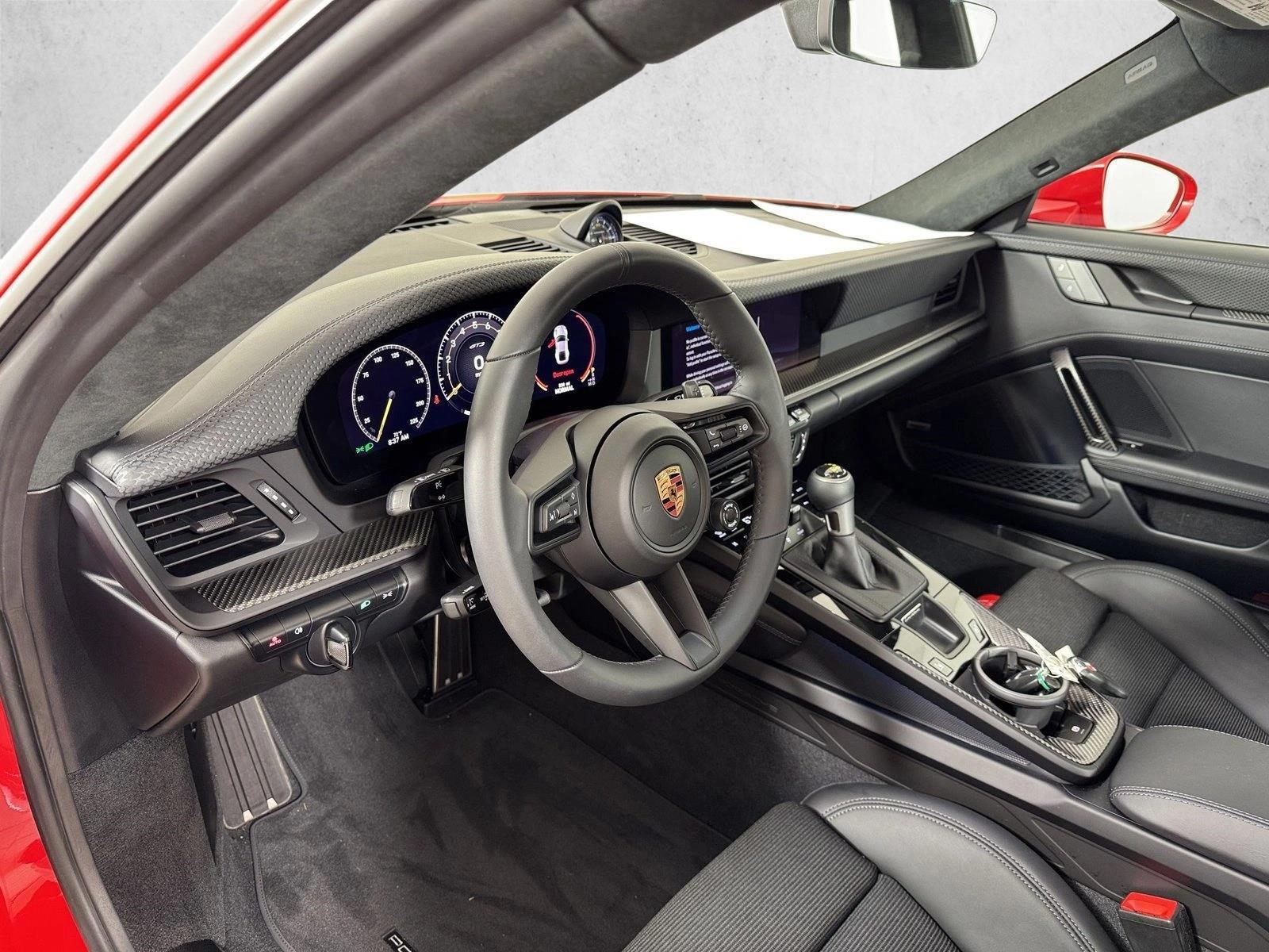 Thumbnail: 2026 Porsche 911 - 3