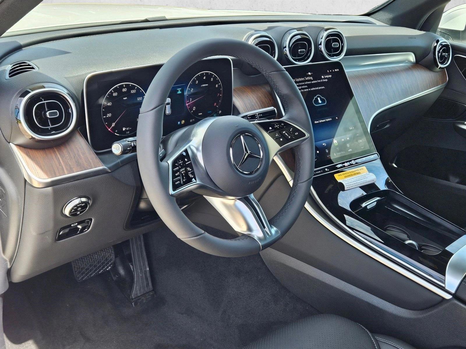 Thumbnail: 2026 Mercedes-Benz GLC - 3