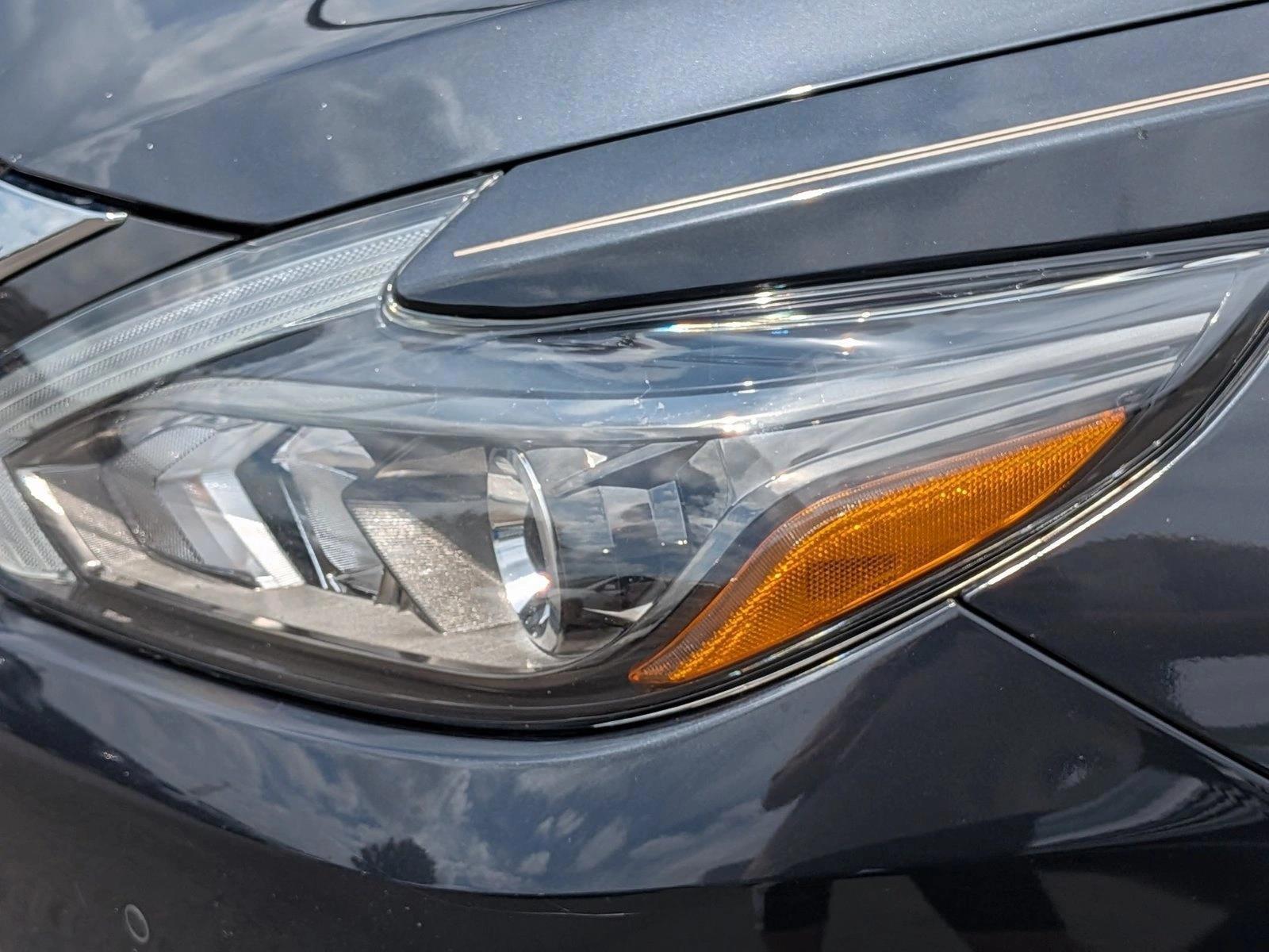 Thumbnail: 2016 Nissan Altima - 2