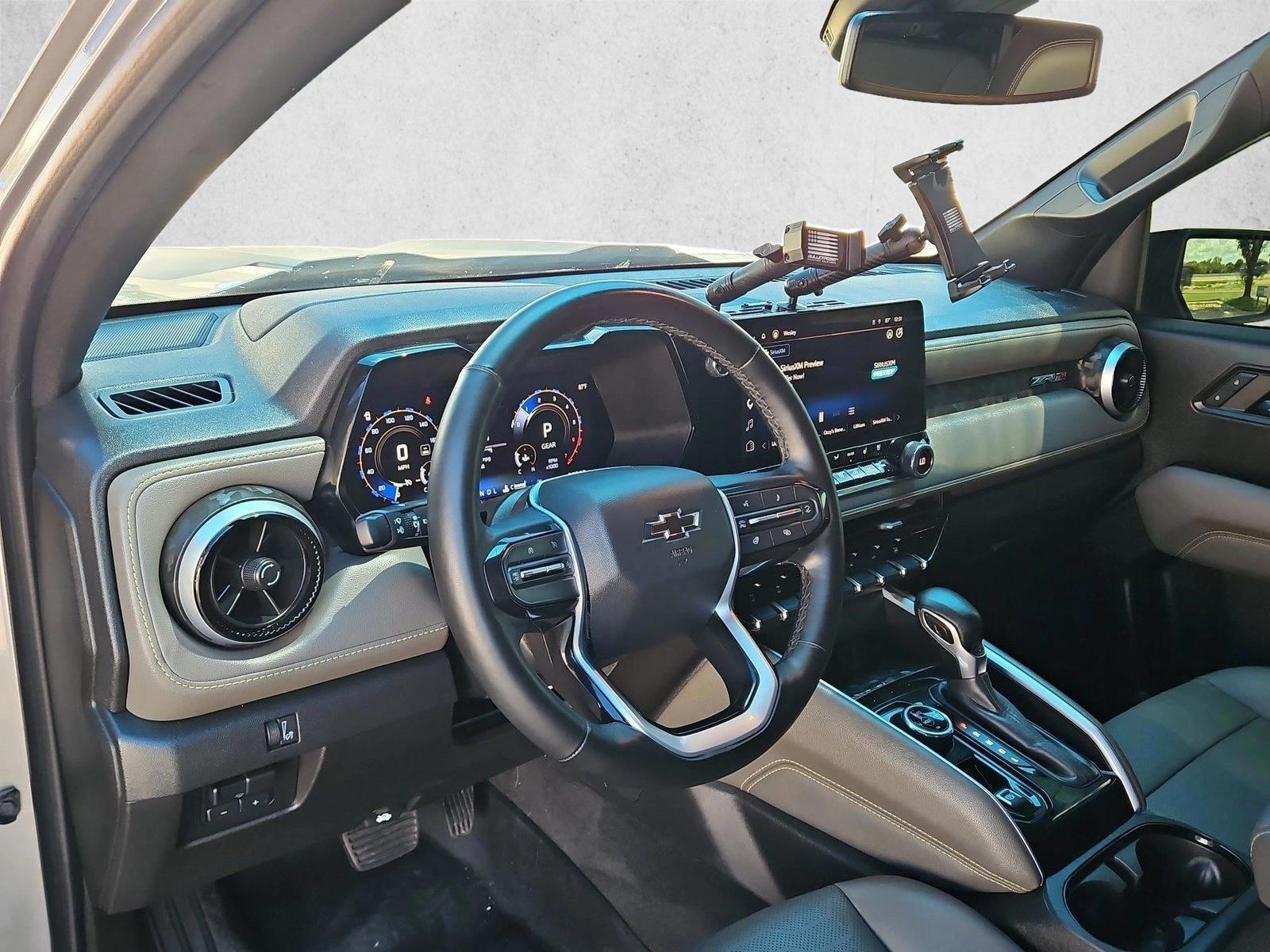 Thumbnail: 2023 Chevrolet Colorado - 3