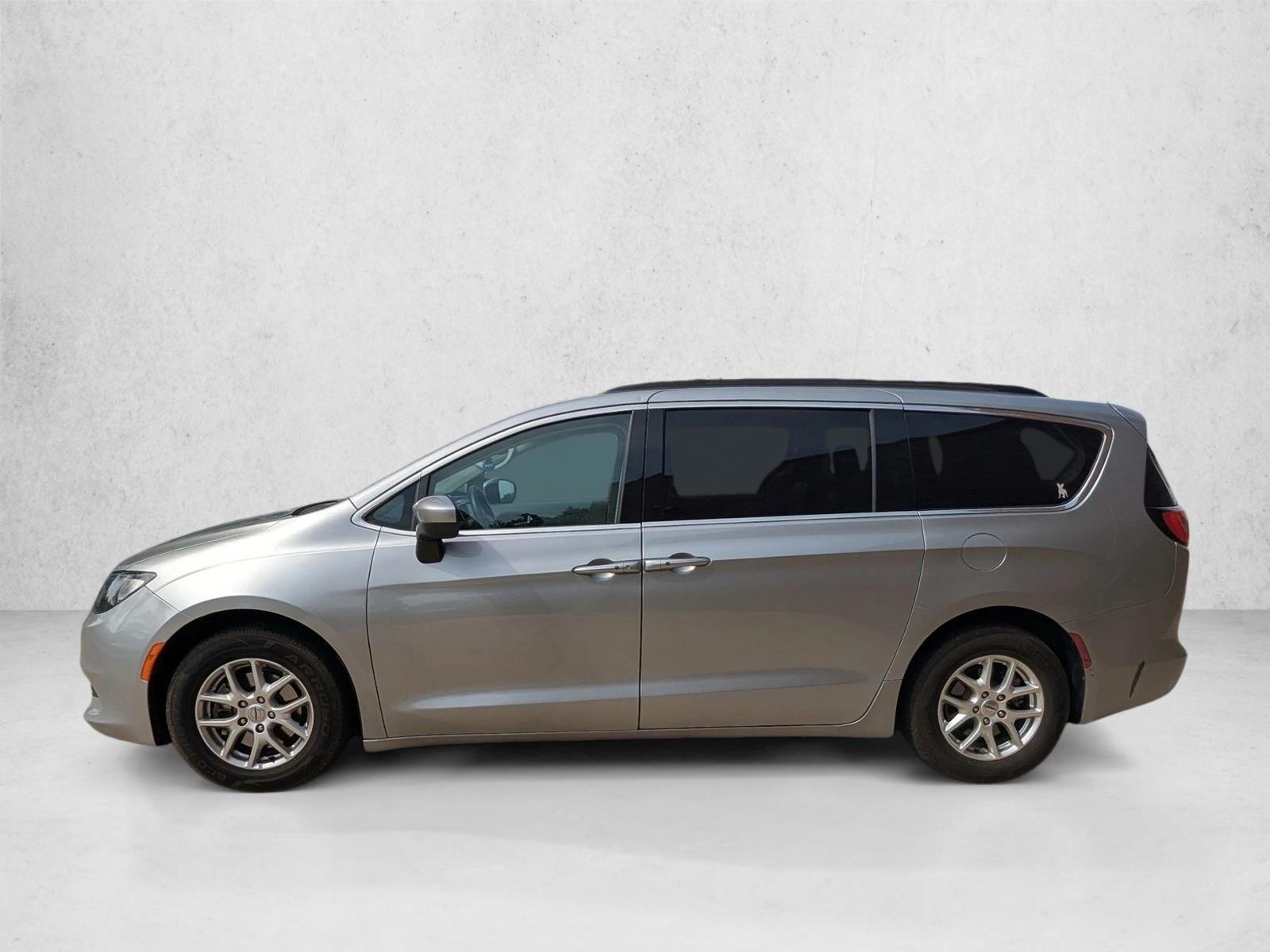 Thumbnail: 2021 Chrysler Voyager - 2