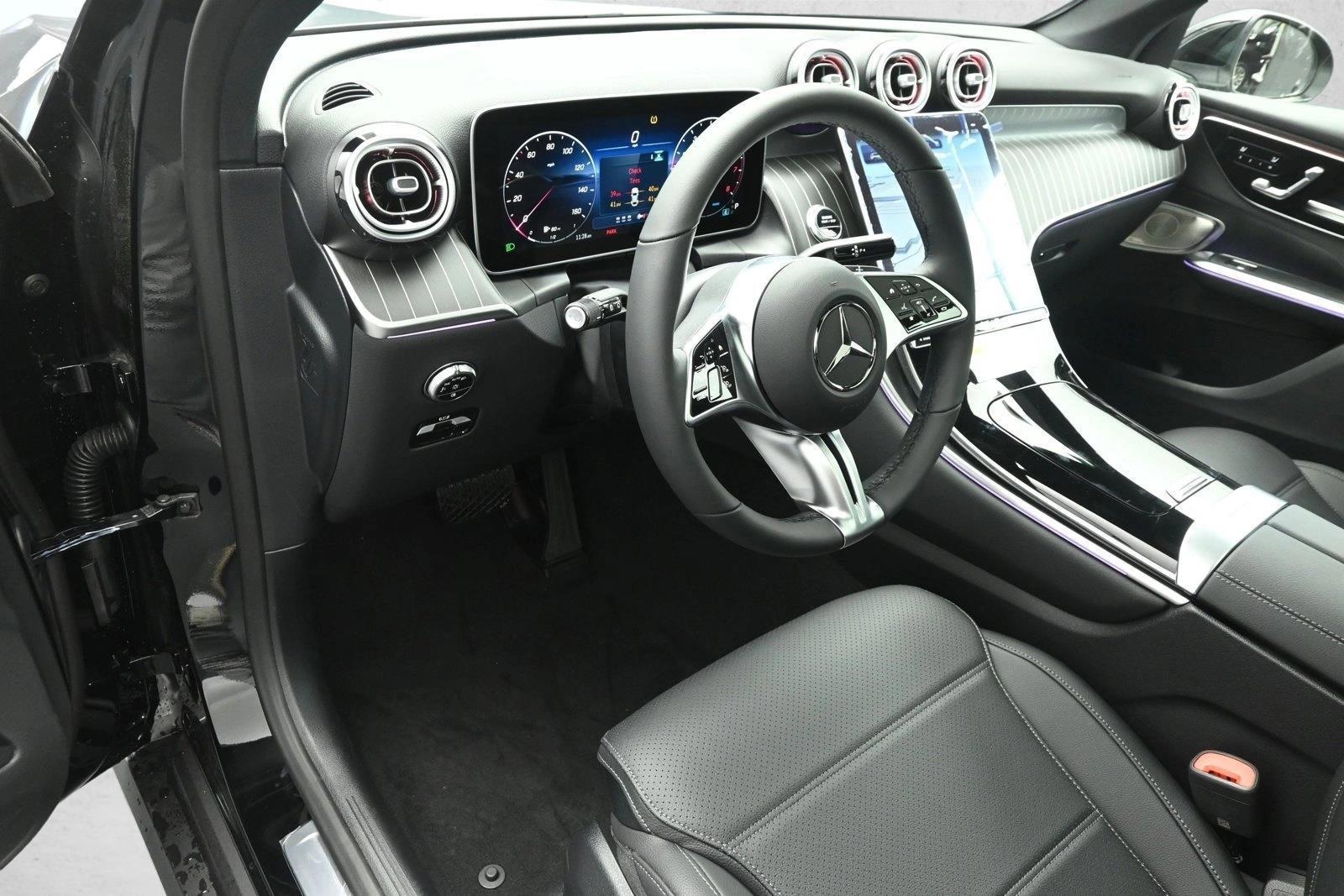 Thumbnail: 2026 Mercedes-Benz GLC - 3